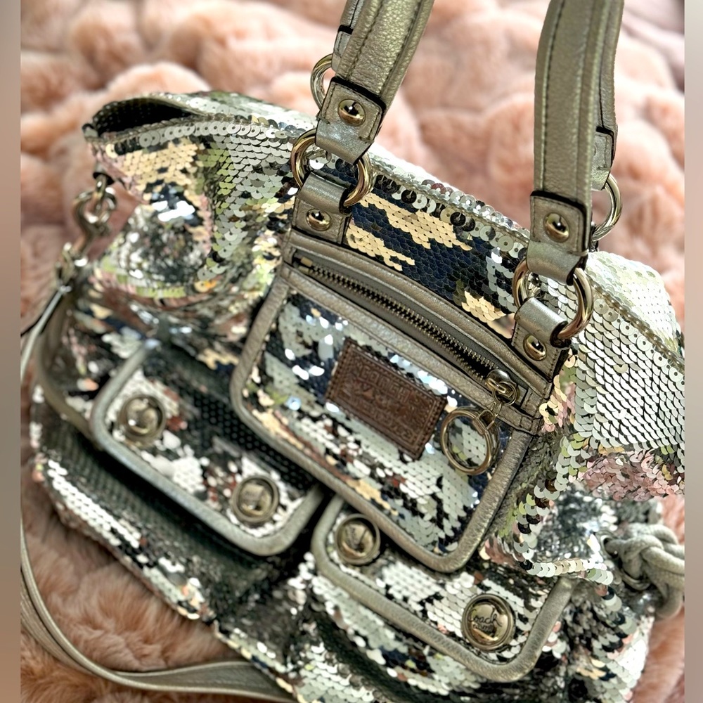 Gorgeous Vintage Coach Bag